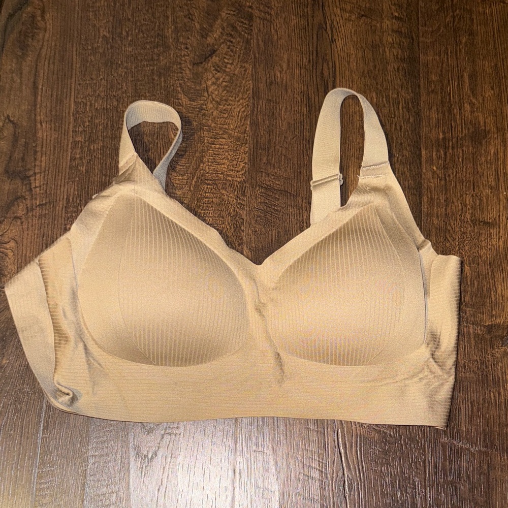 Seamless Brown Bra